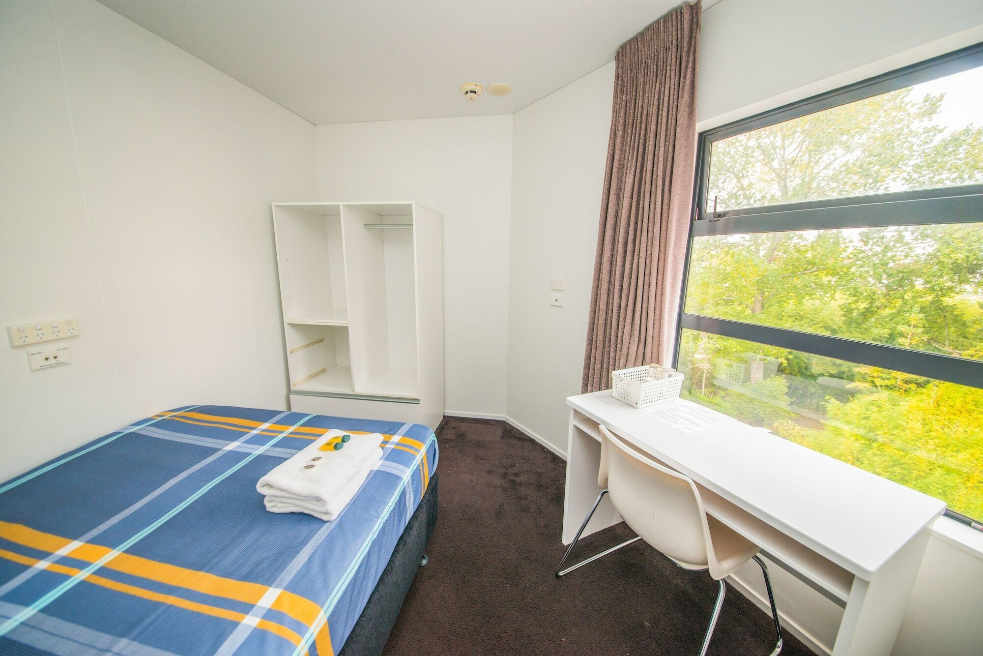 Princeton Apartments Окленд Экстерьер фото